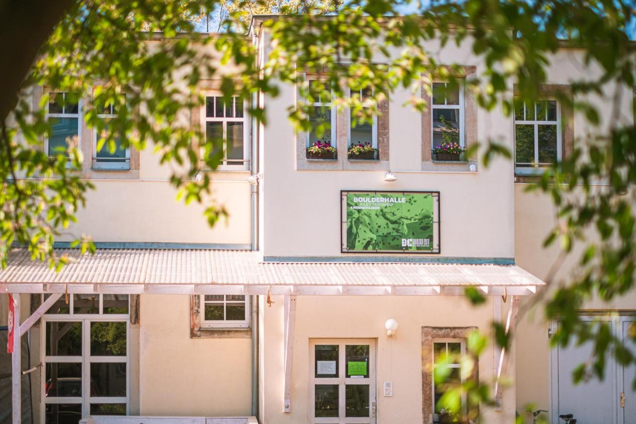 Helle Ferienwohnung Im Hinterhof Dresden Exterior photo